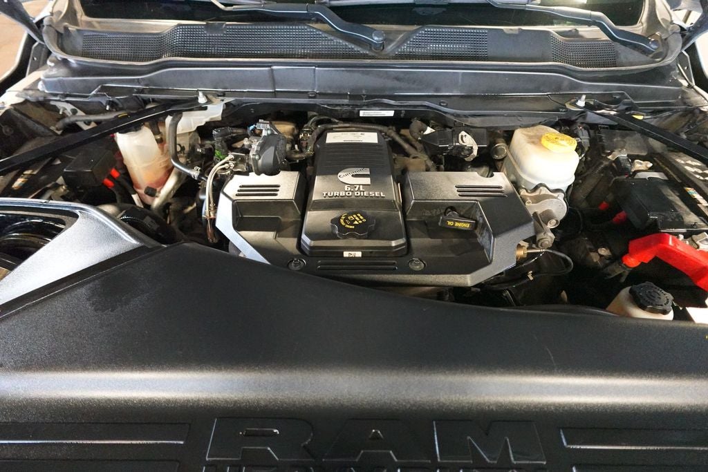2021 RAM 2500 Laramie Crew Cab 4x4 6'4' Box