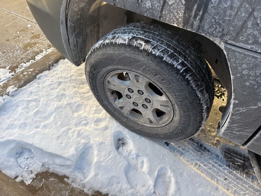 2002 Chevrolet Avalanche 1500 Base
