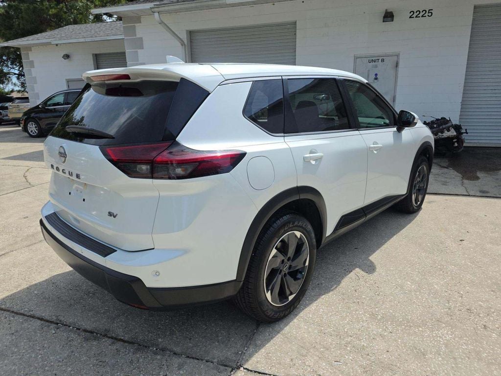 2024 Nissan Rogue SV
