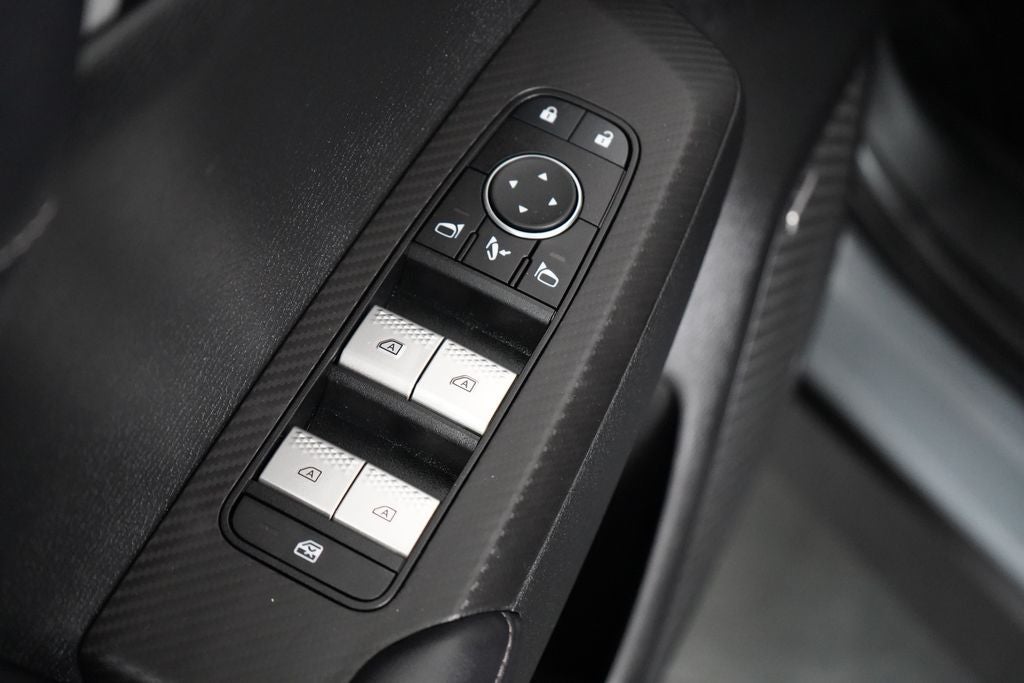 2026 Mitsubishi Outlander Base