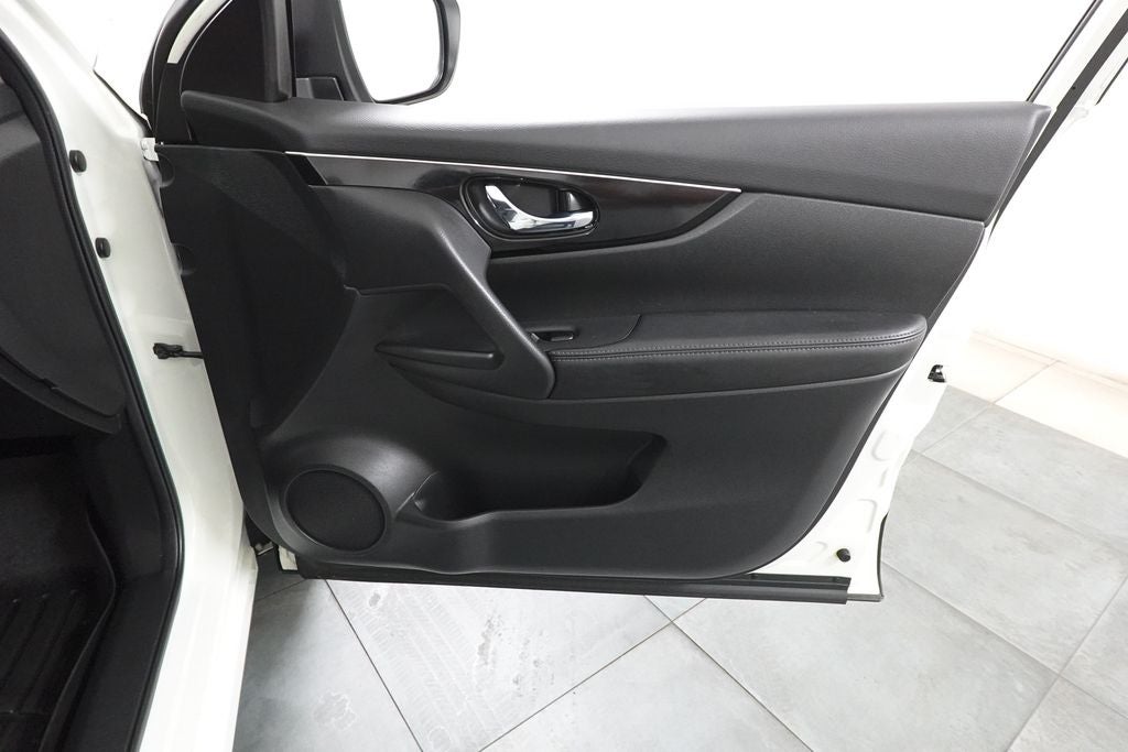 2017 Nissan Rogue Sport SL