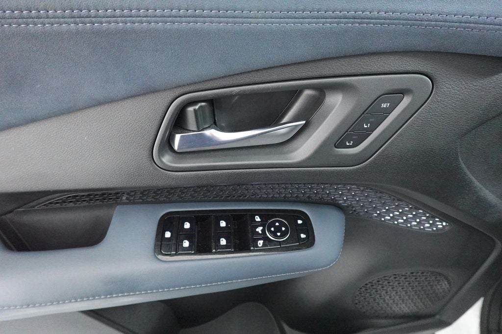 2024 Nissan Ariya PLATINUM+ e-4ORCE