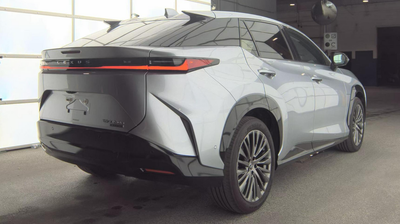 2024 Lexus RZ 450e 450e Luxury