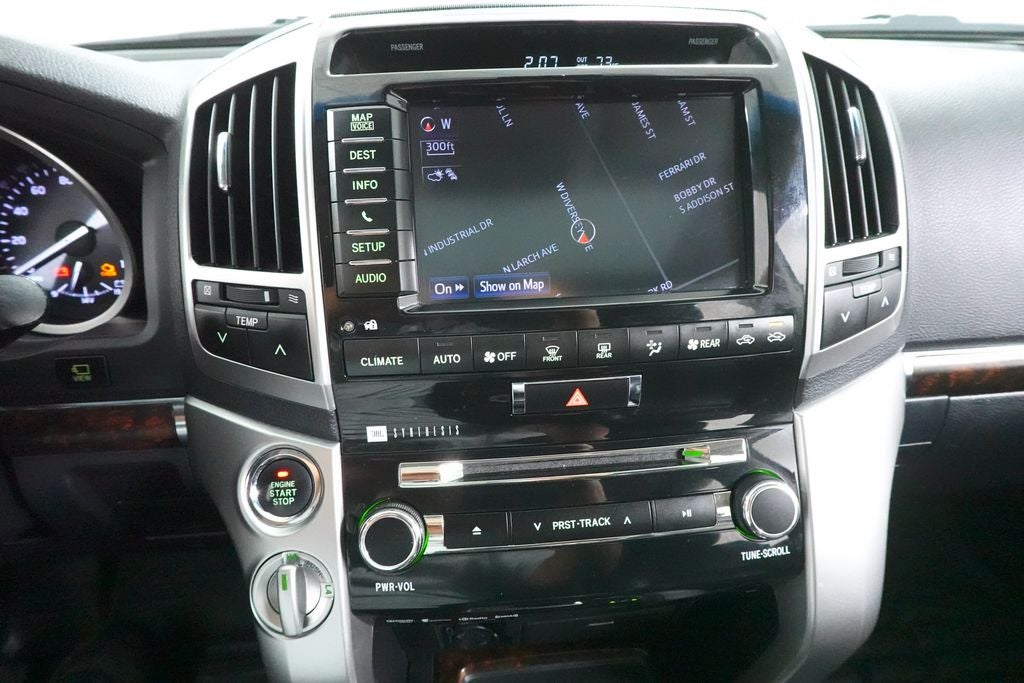 2014 Toyota Land Cruiser Base