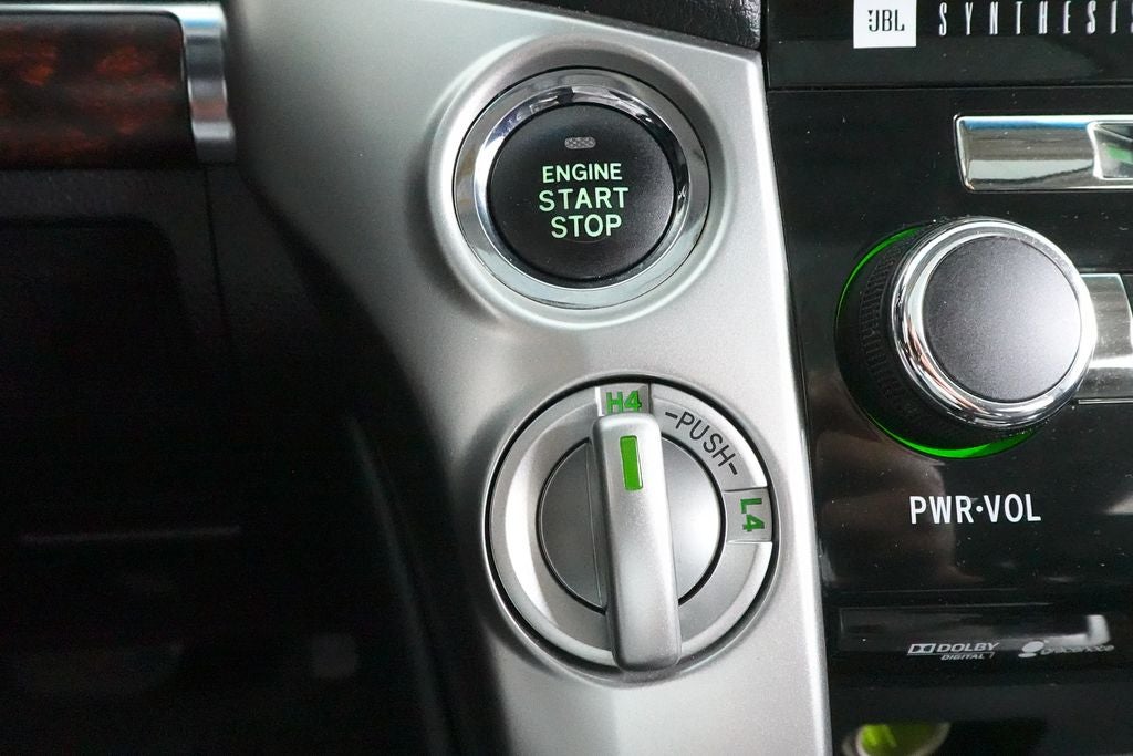 2014 Toyota Land Cruiser Base