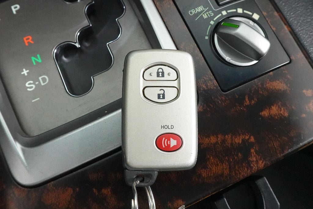 2014 Toyota Land Cruiser Base