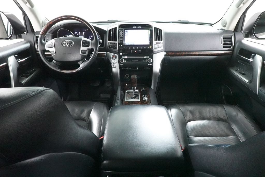 2014 Toyota Land Cruiser Base