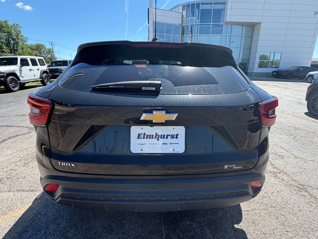 2025 Chevrolet Trax LS