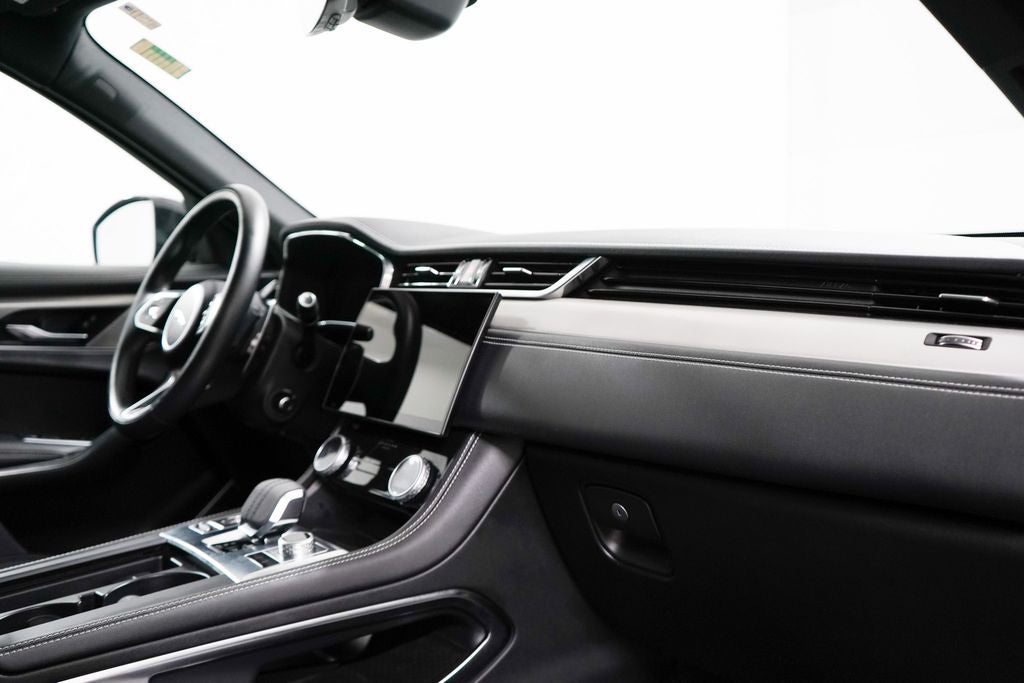 2025 Jaguar F-PACE R-Dynamic S
