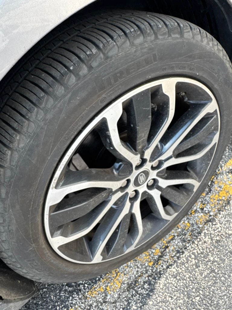 2021 Land Rover Range Rover Sport SE