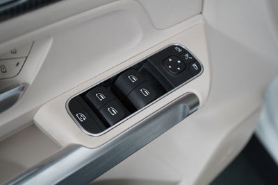 2023 Mercedes-Benz EQB EQB 300