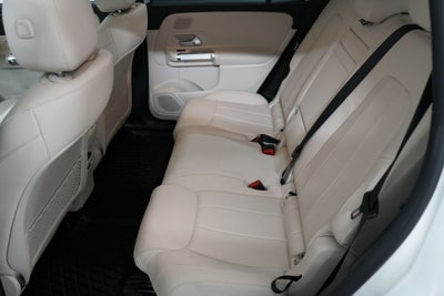 2023 Mercedes-Benz EQB EQB 300