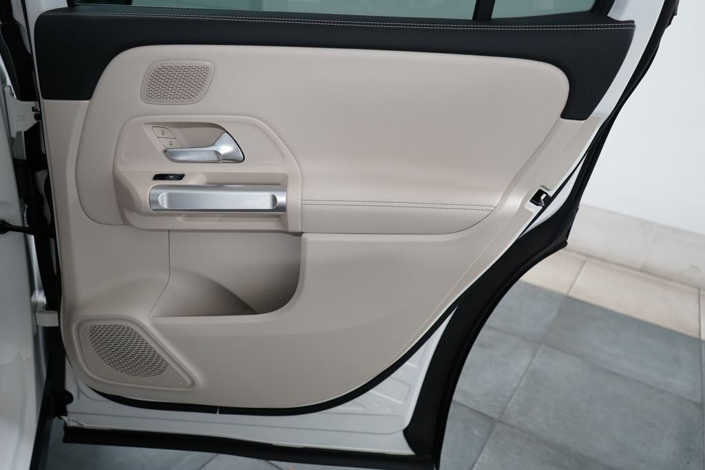 2023 Mercedes-Benz EQB EQB 300