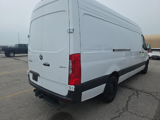 2025 Mercedes-Benz Sprinter 2500 2500 High Roof I4 Diesel HO 170" RWD