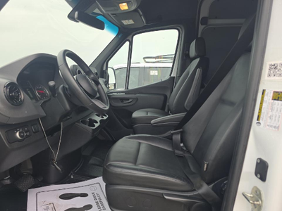 2025 Mercedes-Benz Sprinter 2500 2500 High Roof I4 Diesel HO 170" RWD