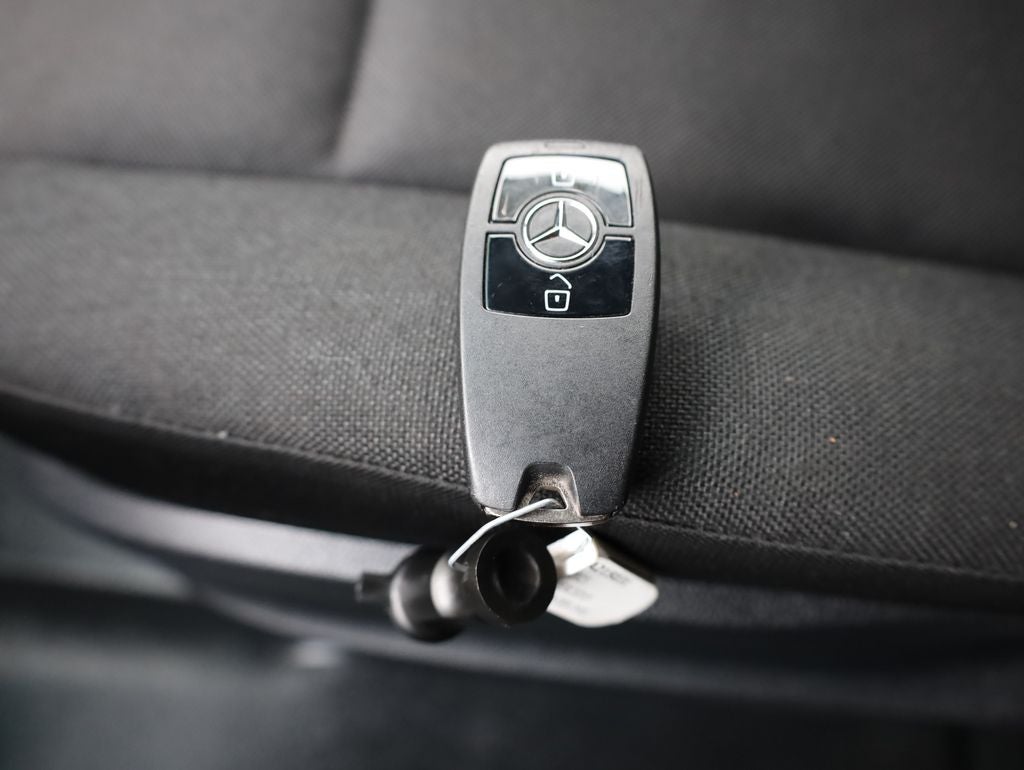 2025 Mercedes-Benz Sprinter 2500 Passenger 170 WB High Roof