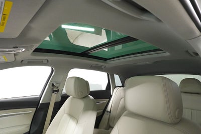 2024 Audi Q8 e-tron Premium Plus quattro