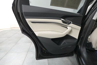 2024 Audi Q8 e-tron Premium Plus quattro