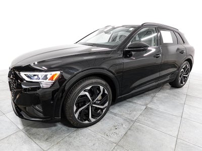 2024 Audi Q8 e-tron Premium Plus quattro