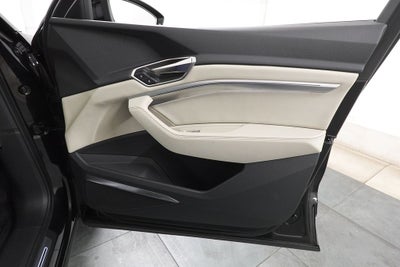 2024 Audi Q8 e-tron Premium Plus quattro