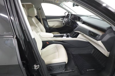 2024 Audi Q8 e-tron Premium Plus quattro