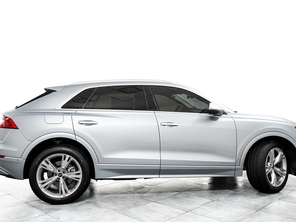 2023 Audi Q8 Premium