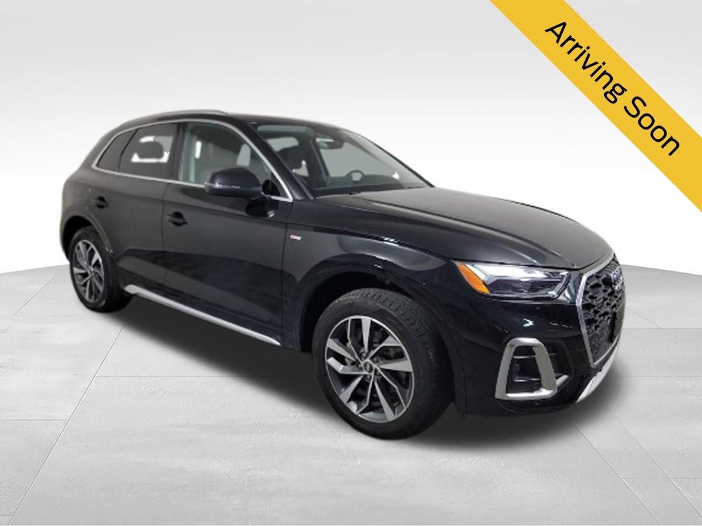 2023 Audi Q5 S line Premium Plus