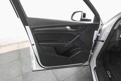 2024 Audi Q5 45 S line Premium quattro