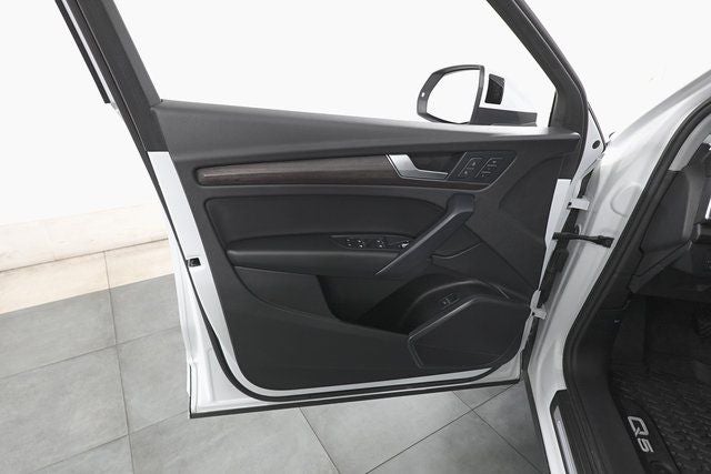 2024 Audi Q5 45 S line Premium quattro