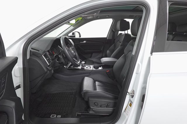 2024 Audi Q5 45 S line Premium quattro