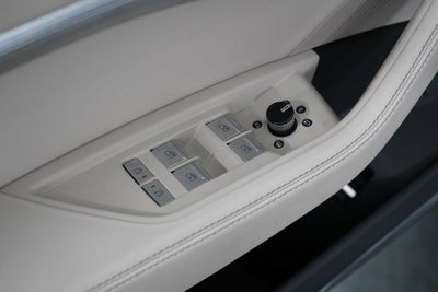 2023 Audi e-tron Premium Plus