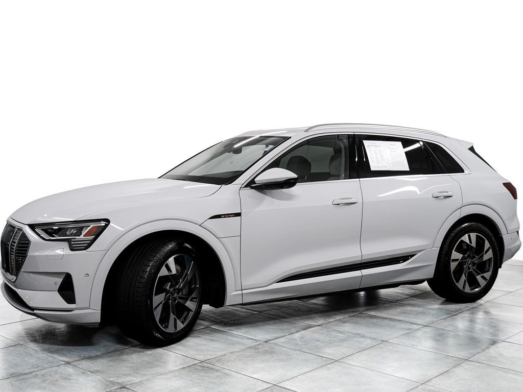 2023 Audi e-tron Premium Plus