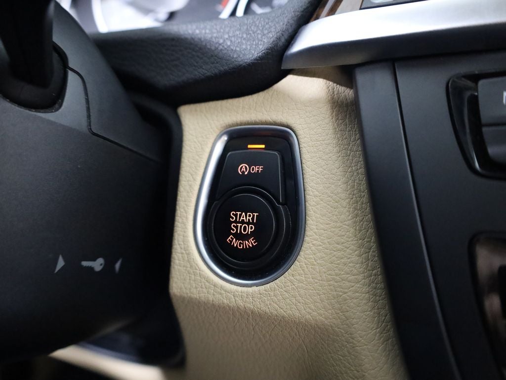 2014 BMW 3 Series 320i xDrive