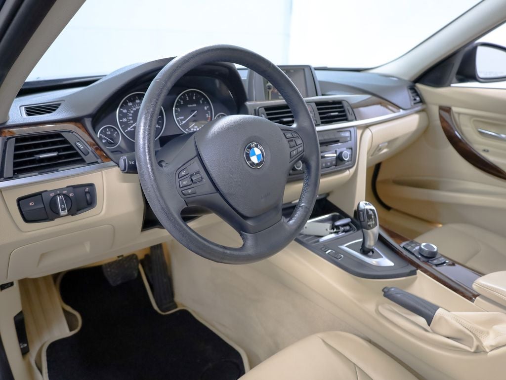 2014 BMW 3 Series 320i xDrive