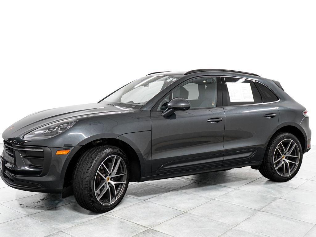 2024 Porsche Macan Base