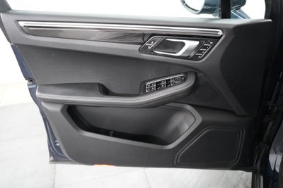2023 Porsche Macan S
