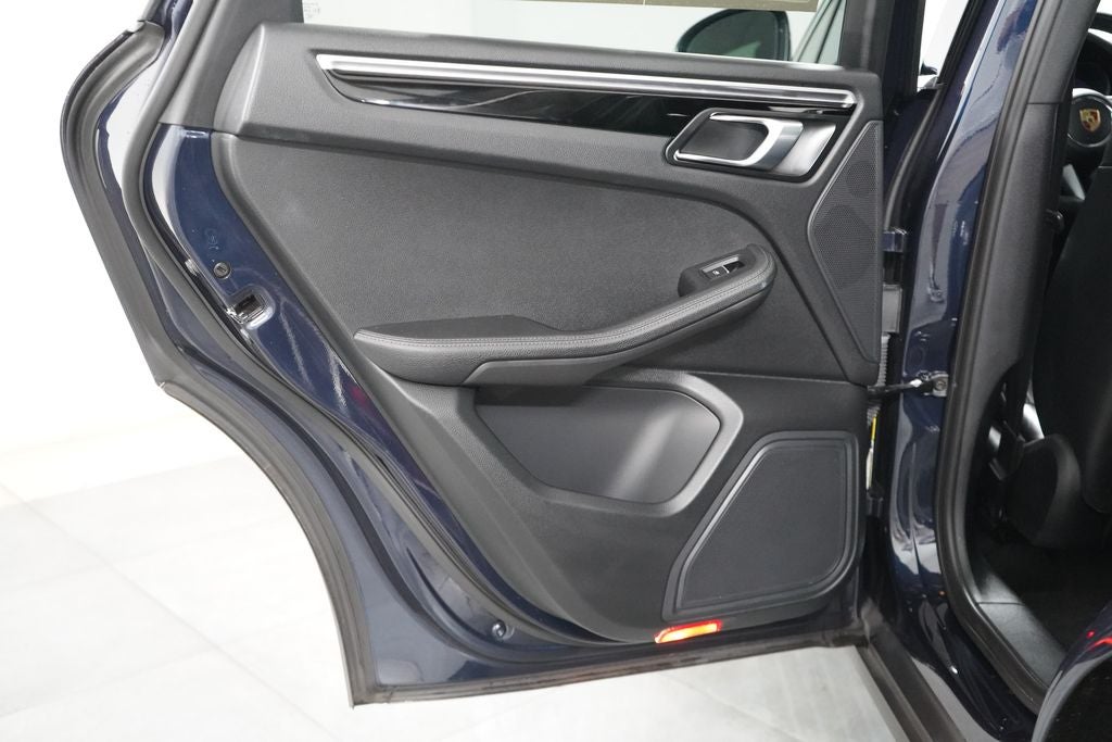 2023 Porsche Macan S