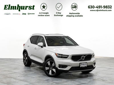 2019 Volvo XC40 Momentum