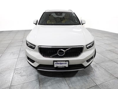 2019 Volvo XC40 Momentum