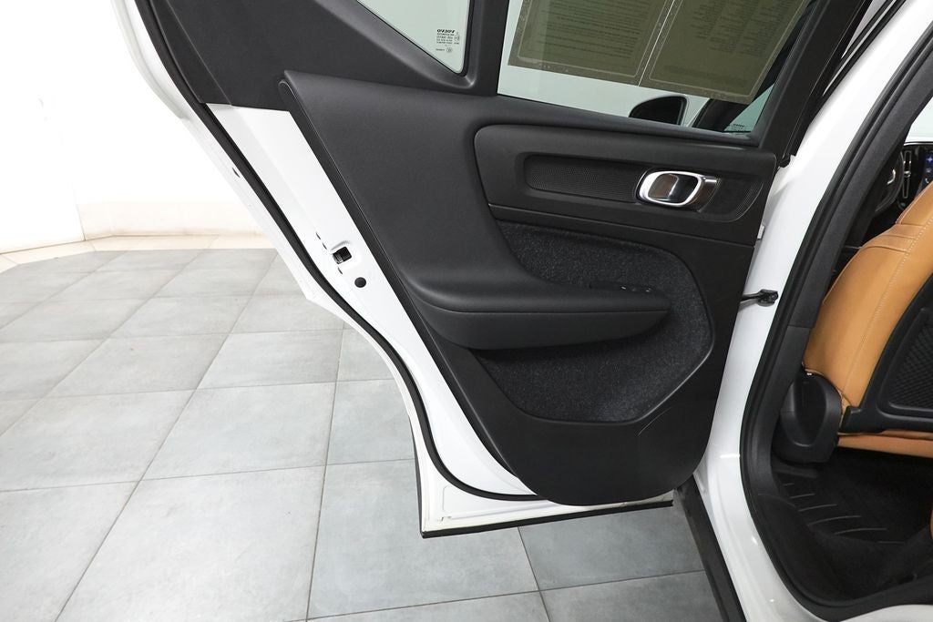 2019 Volvo XC40 Momentum