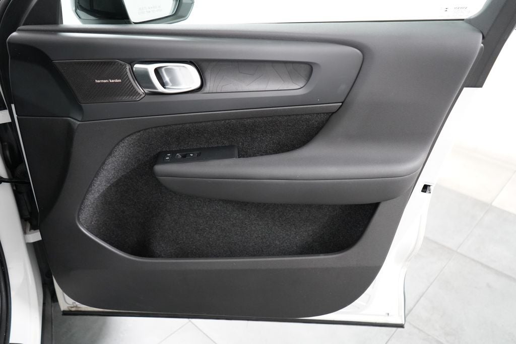 2023 Volvo XC40 Recharge Pure Electric Ultimate
