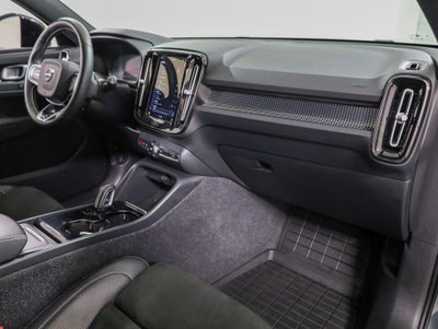 2021 Volvo XC40 Recharge Pure Electric P8
