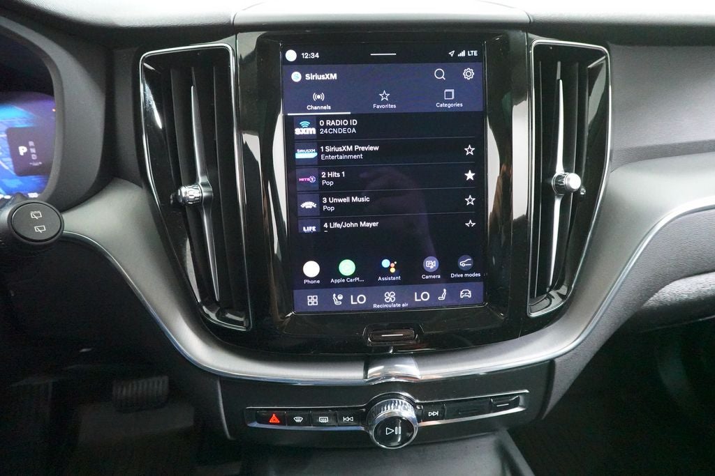 2023 Volvo XC60 Core