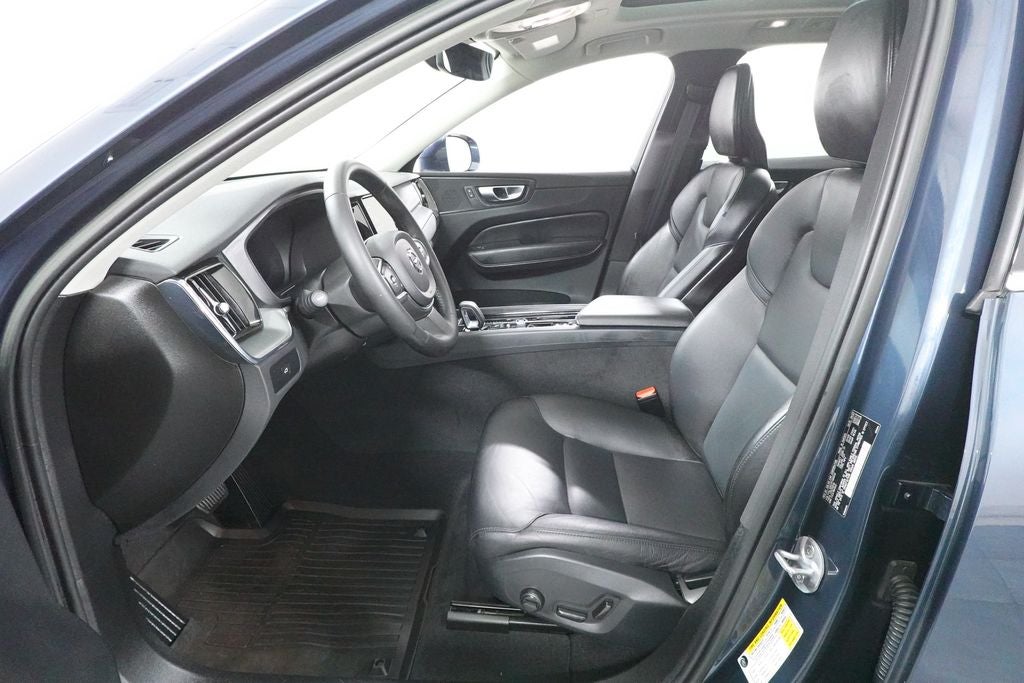 2023 Volvo XC60 Core