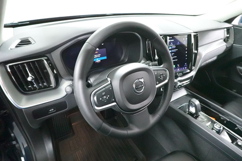 2023 Volvo XC60 Core