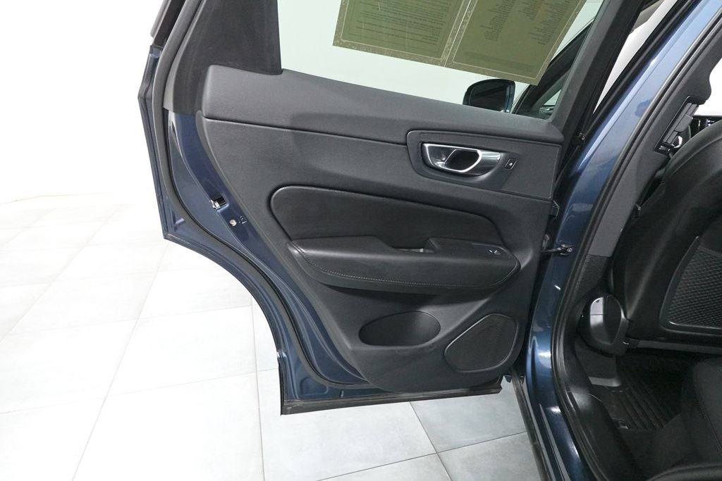 2023 Volvo XC60 Core