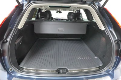 2023 Volvo XC60 Core