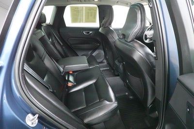 2023 Volvo XC60 Core