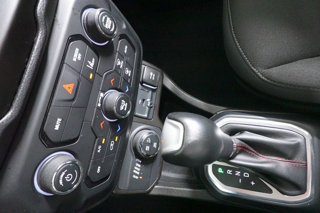 2023 Jeep Renegade Trailhawk 4x4