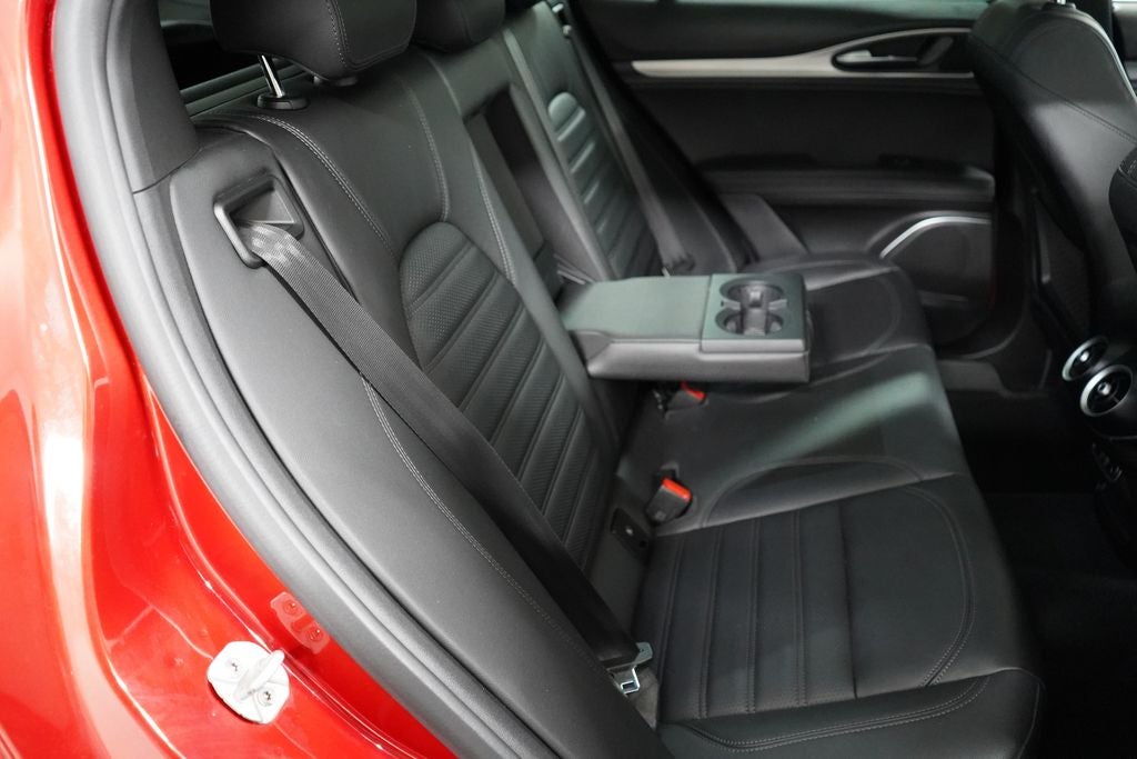 2023 Alfa Romeo Stelvio Veloce